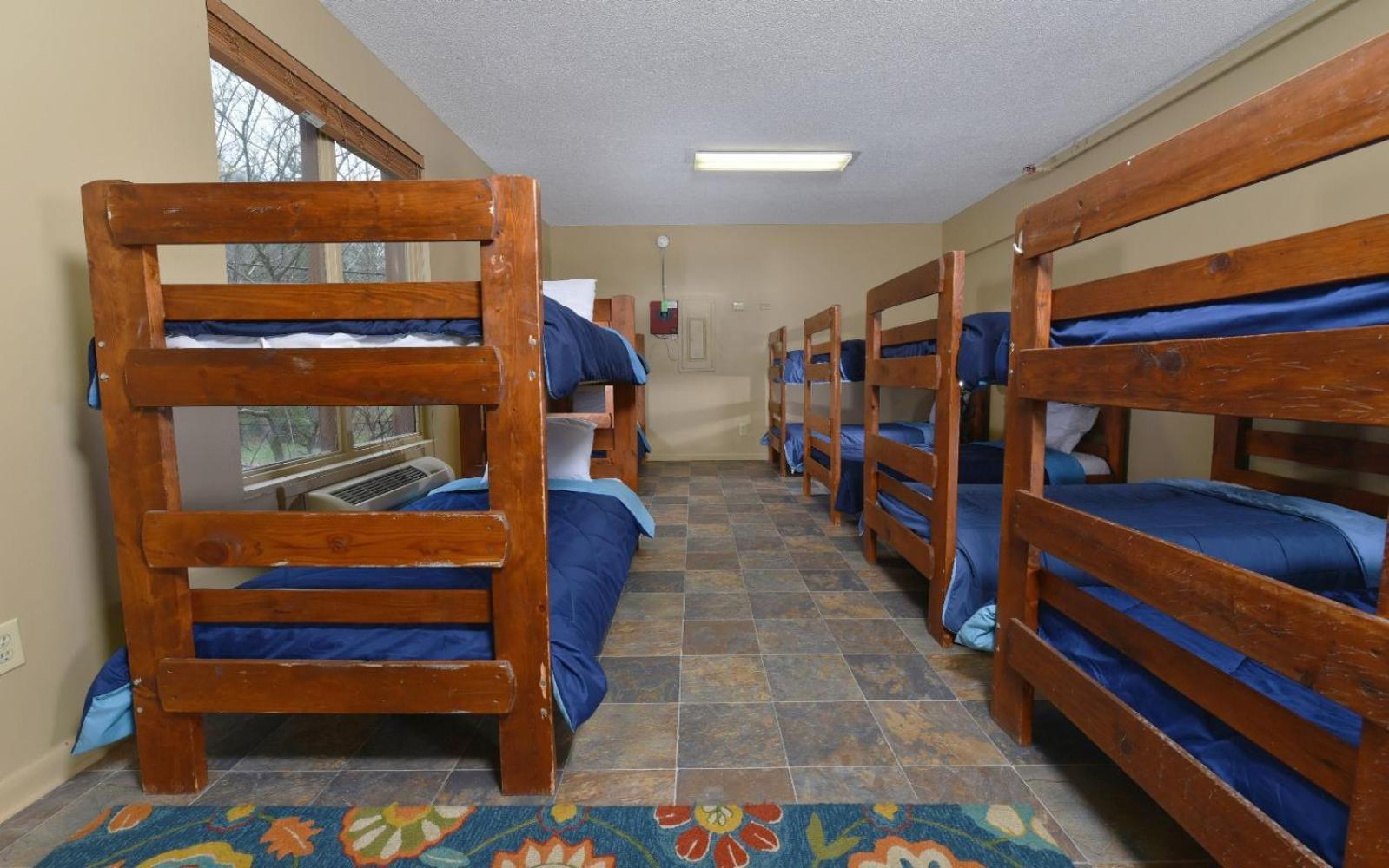 Red Oak Lodge جاتلينبرج المظهر الخارجي الصورة