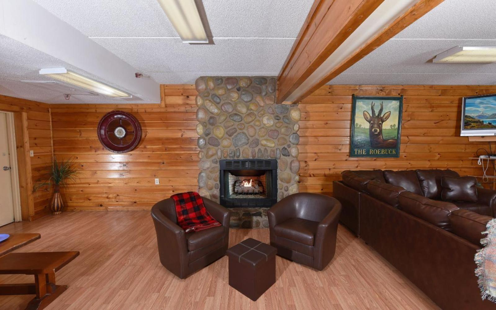 Red Oak Lodge جاتلينبرج المظهر الخارجي الصورة